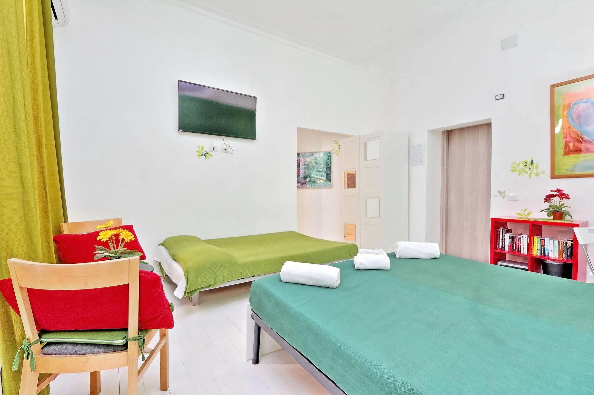 Lucky Domus Rooms Rome Bagian luar foto